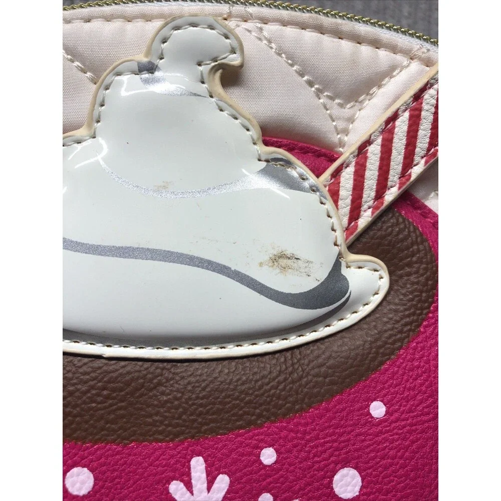 Betsy Johnson Cosmetic Bag White Coffee Cup NWD